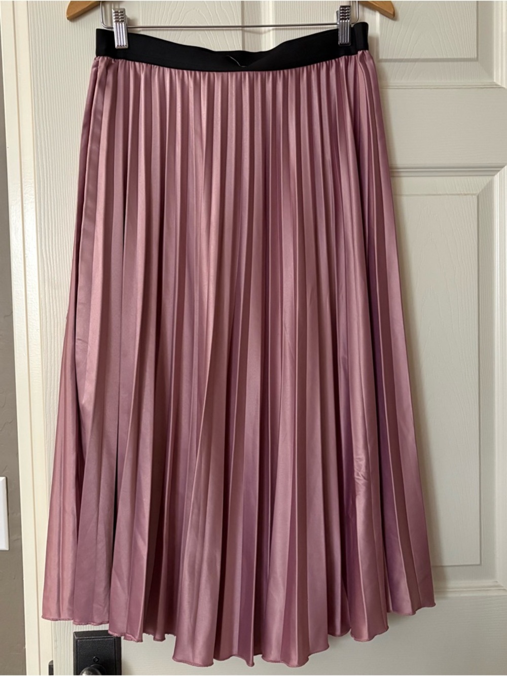 WDNY Pleated Rose Pink Satin Midi Skirt Size Large Elastic Waist Formal Modest